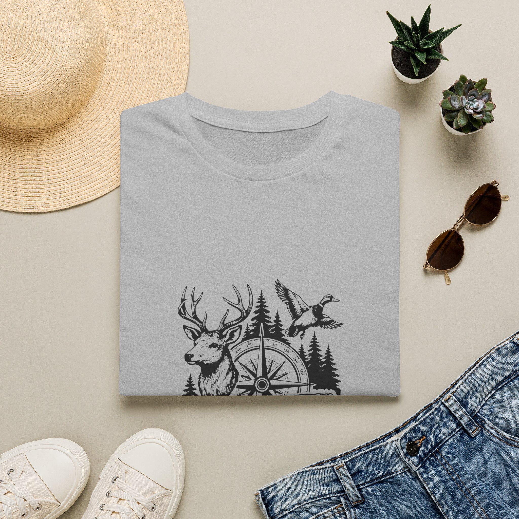 Outdoor Wildlife Compass T-Shirt — Deer Duck & Fish Nature Gift for Hunters