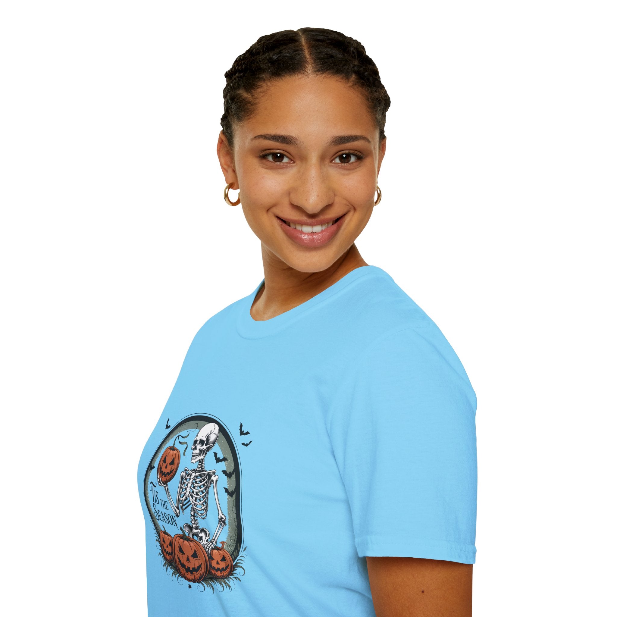 Tis the Season Skeleton Pumpkin T-Shirt — Funny Halloween Gift for Women Graphic Tee