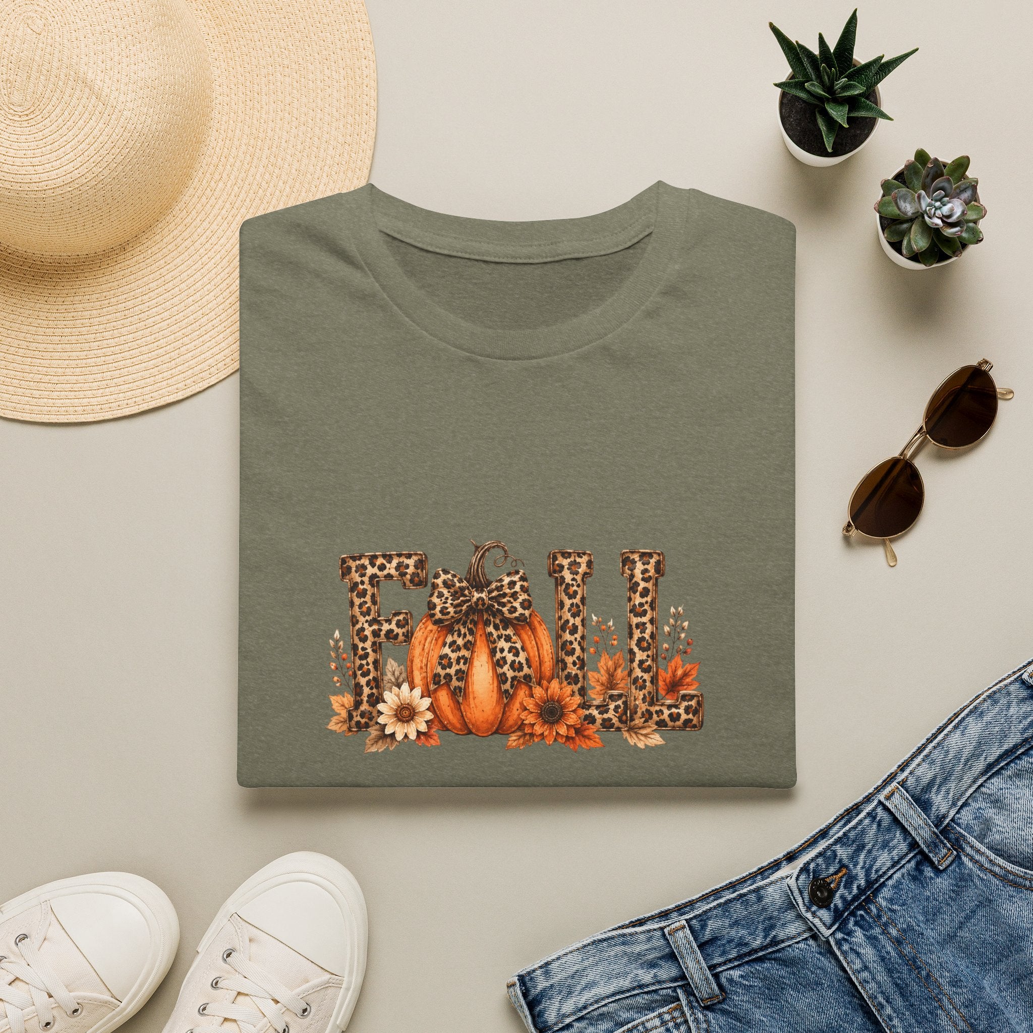 Fall Leopard Pumpkin T-Shirt — Cute Autumn Gift for Women Floral Graphic Tee
