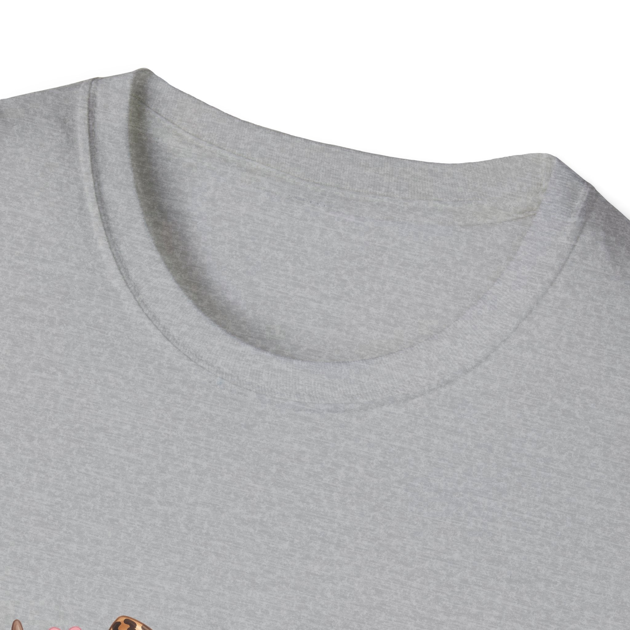 Highland Cow Leopard Bow T-Shirt — Cute Funny Gift for Her Hearts Graphic Tee