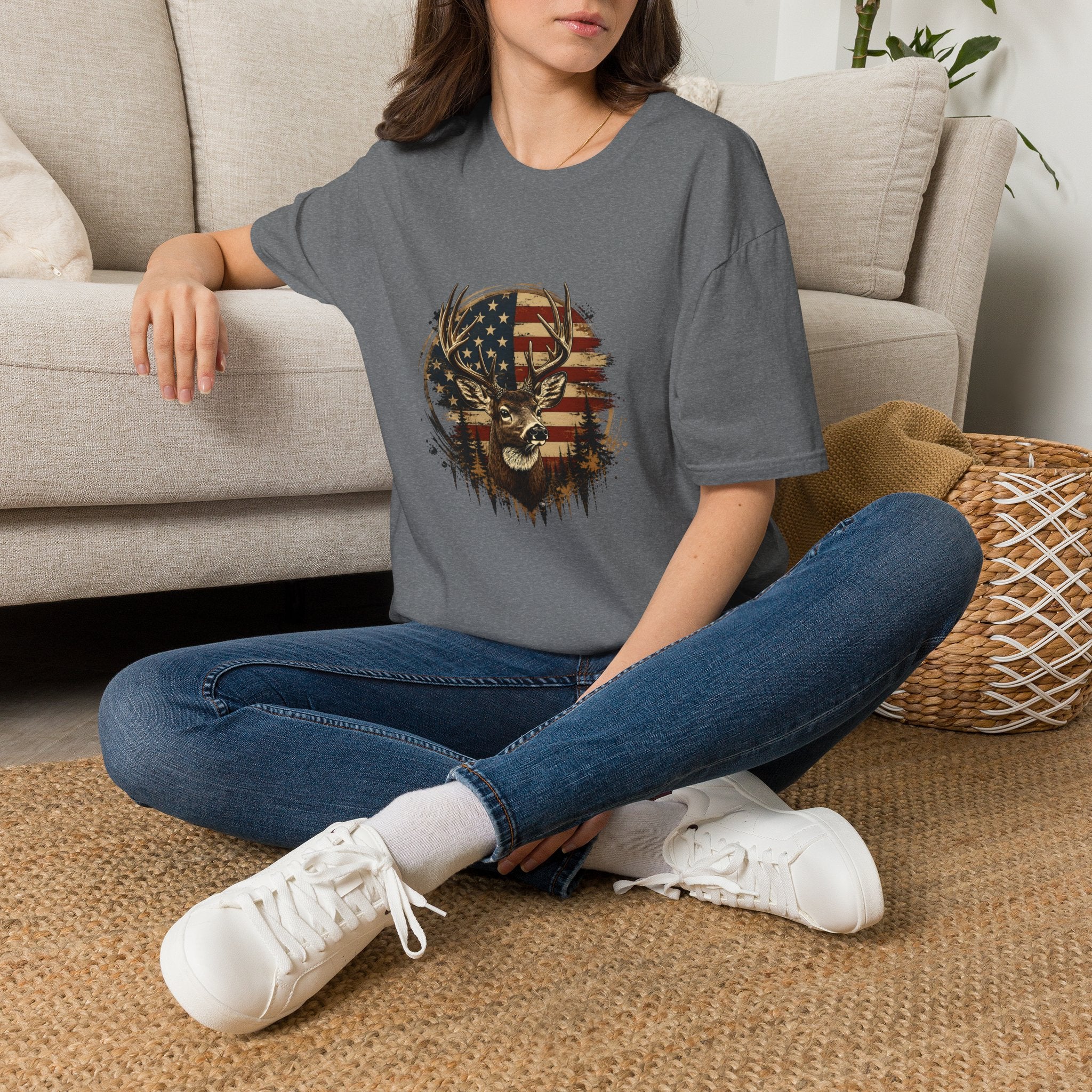 American Flag Deer T-Shirt — Patriotic Buck Gift for Hunters Men's Graphic Tee