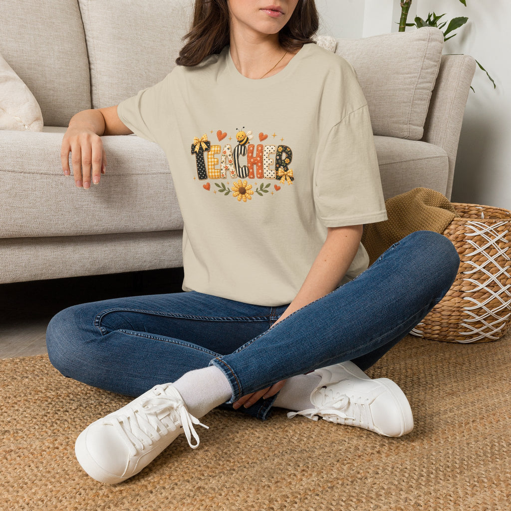 Teacher Floral Bee T-Shirt — Cute Back-to-School Gift for Teachers Graphic Tee