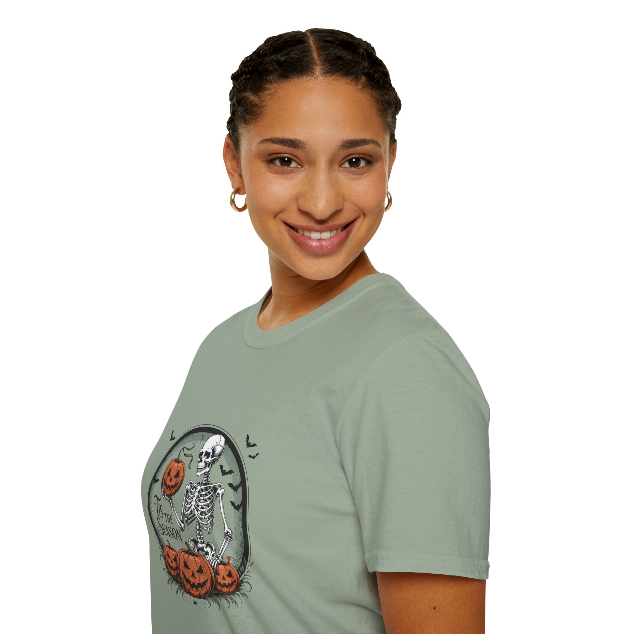 Tis the Season Skeleton Pumpkin T-Shirt — Funny Halloween Gift for Women Graphic Tee