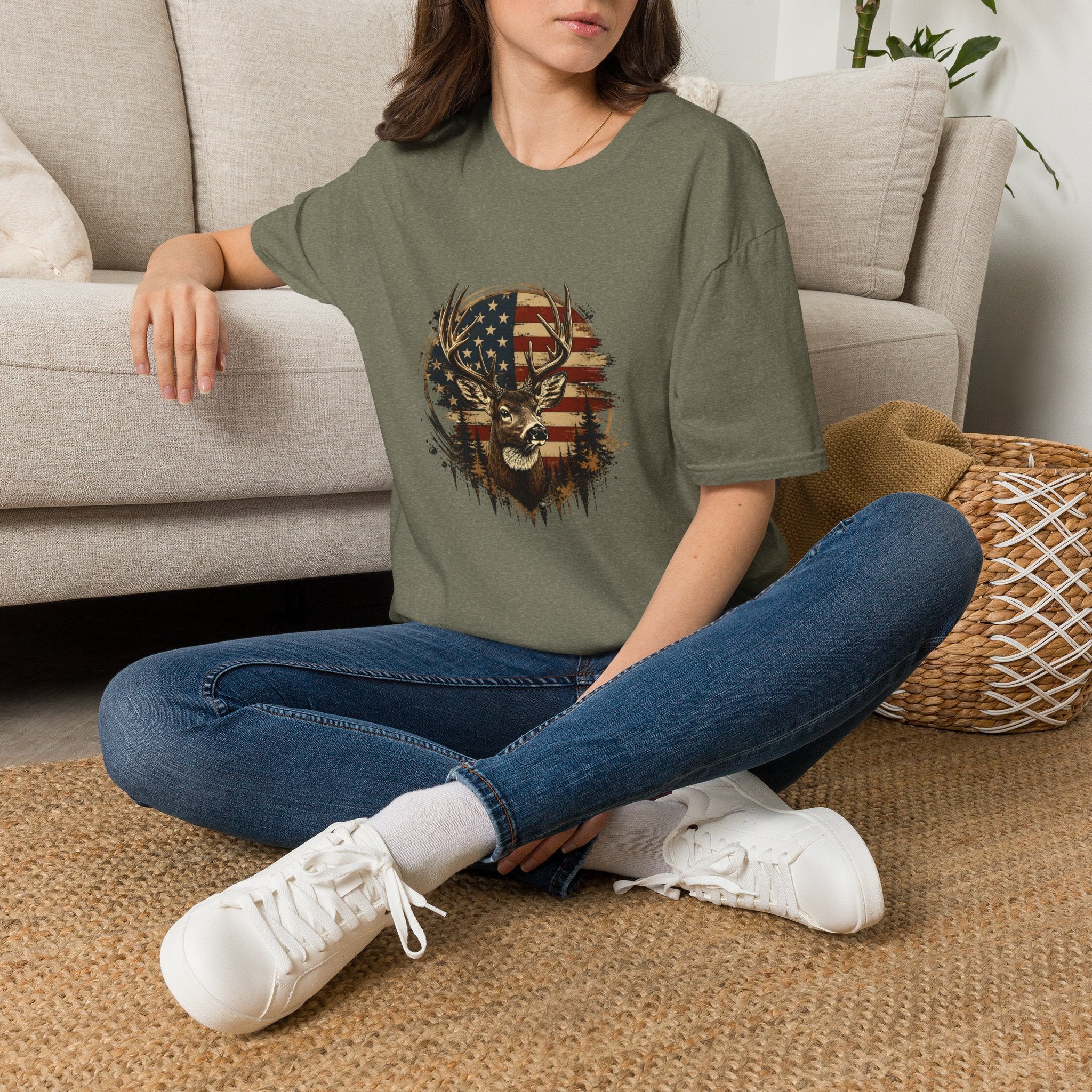 American Flag Deer T-Shirt — Patriotic Buck Gift for Hunters Men's Graphic Tee